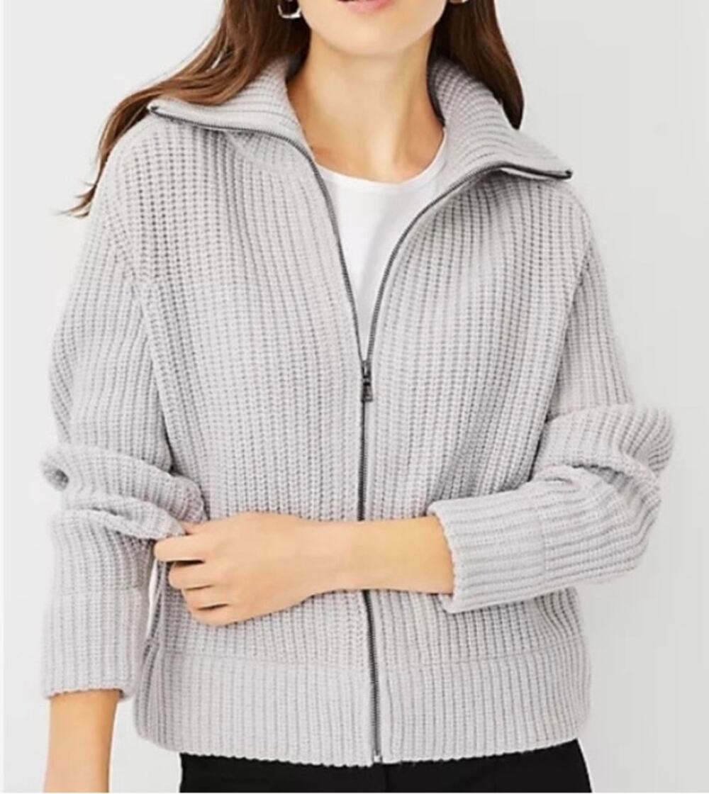 Ann Taylor Sz XS Funnel Neck Chunky Knit Cardigan Sweater Jacket Powder Grey